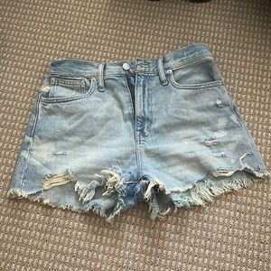 Madewell “The Momjean short”